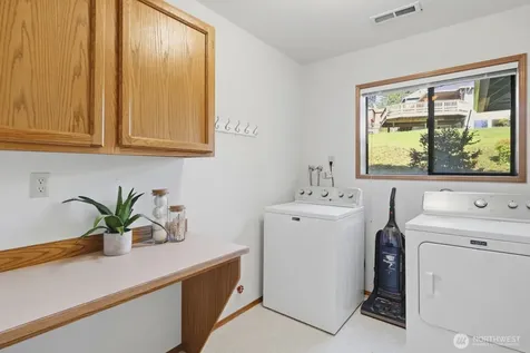 5005 NW Terrace View Drive Bremerton WA 98312