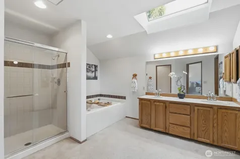 5005 NW Terrace View Drive Bremerton WA 98312