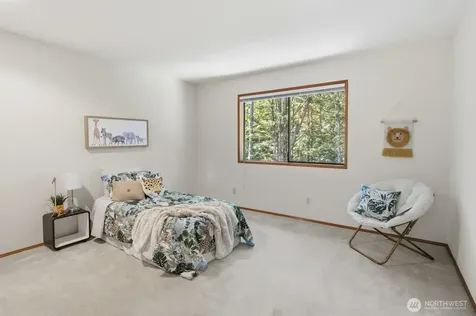 5005 NW Terrace View Drive Bremerton WA 98312