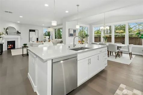 8435 NE 146th Street Kenmore WA 98028