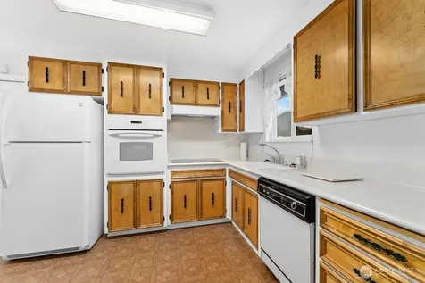15714 64th Avenue Ct E Puyallup WA 98375