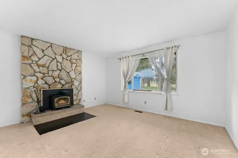 15714 64th Avenue Ct E Puyallup WA 98375