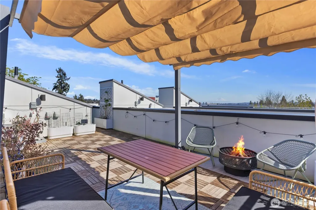9624 Linden Avenue N Seattle WA 98103