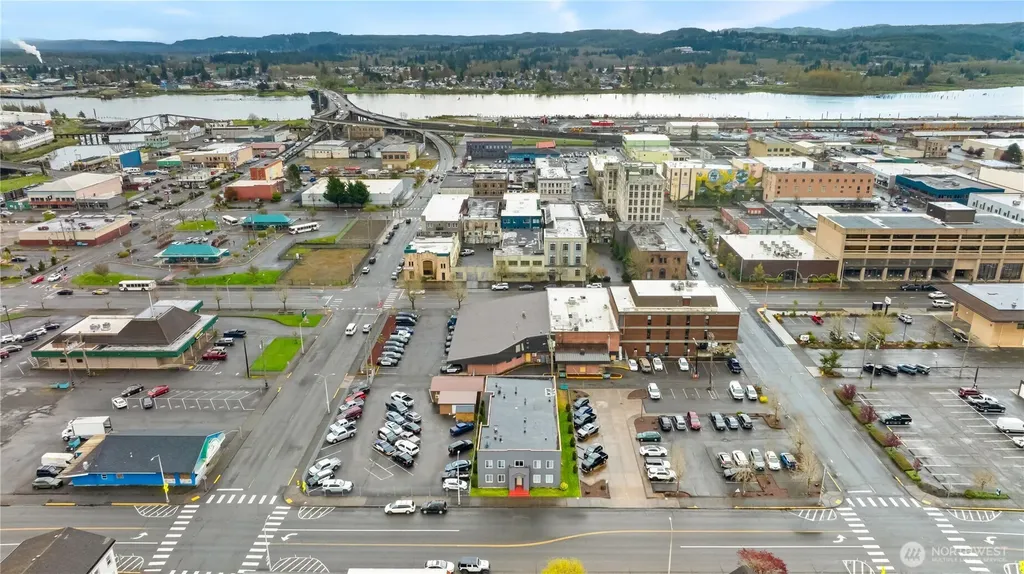 215 E 1st Street Aberdeen WA 98520