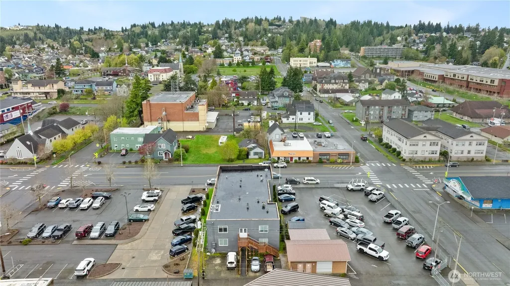 215 E 1st Street Aberdeen WA 98520