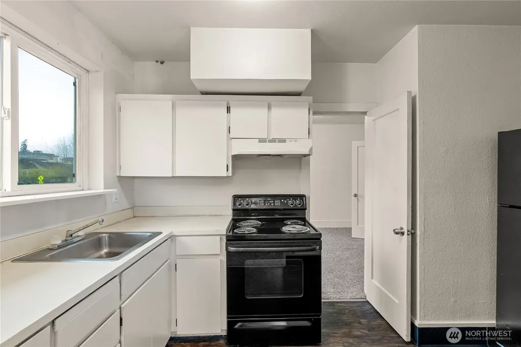 215 E 1st Street Aberdeen WA 98520