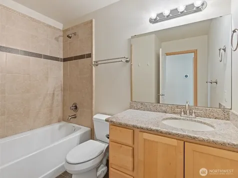 5062 23rd Avenue SW Seattle WA 98106