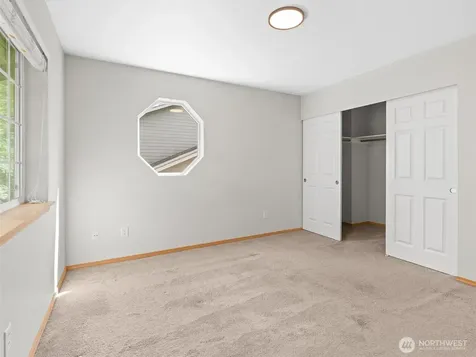 5062 23rd Avenue SW Seattle WA 98106