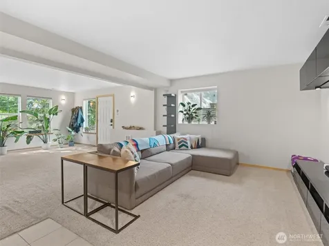 5062 23rd Avenue SW Seattle WA 98106