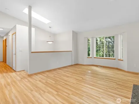 5062 23rd Avenue SW Seattle WA 98106