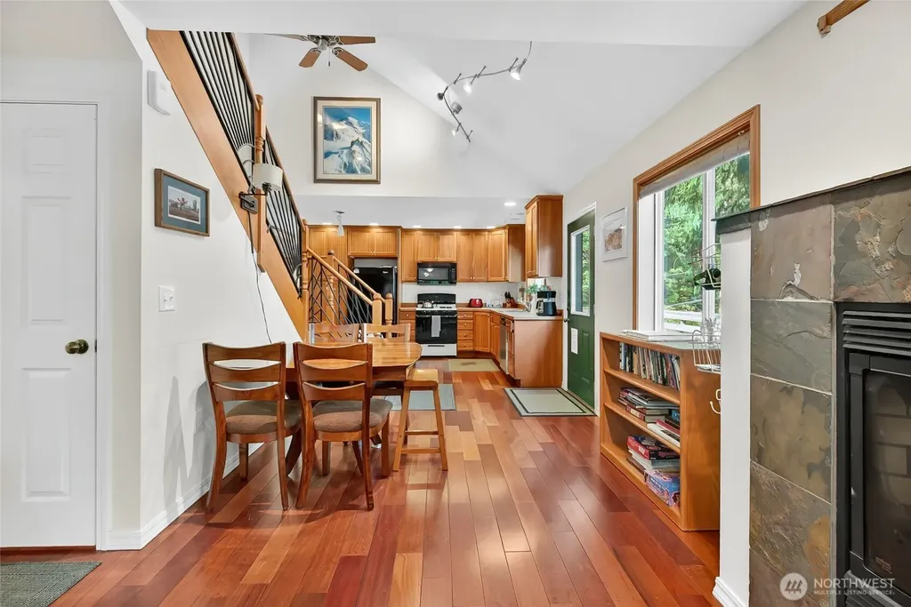 11062 Whistler Lane Deming WA 98244