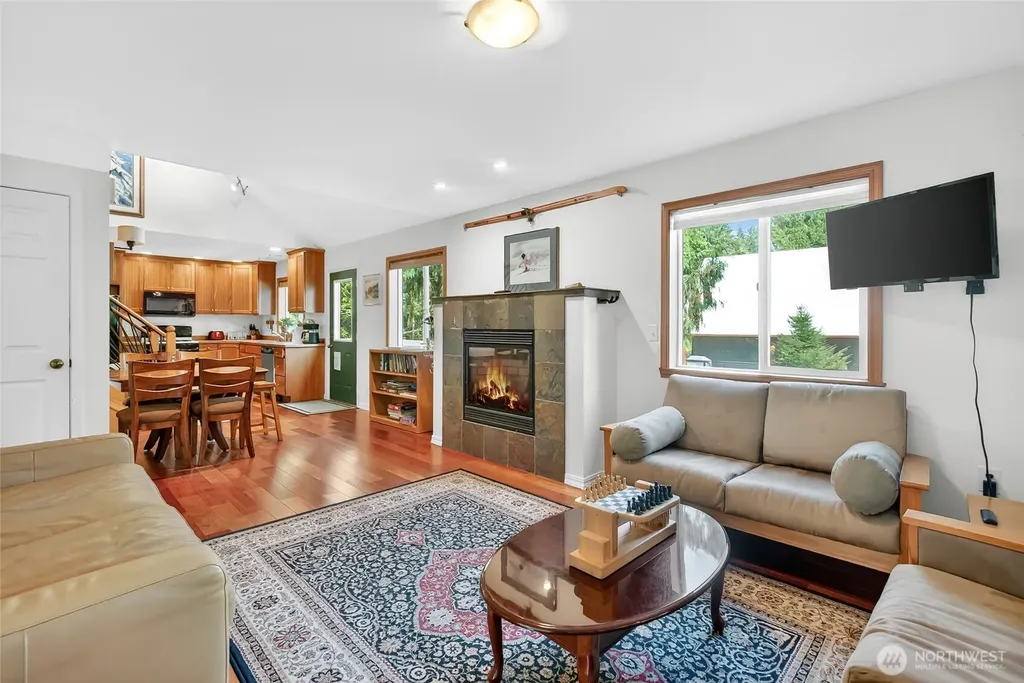 11062 Whistler Lane Deming WA 98244
