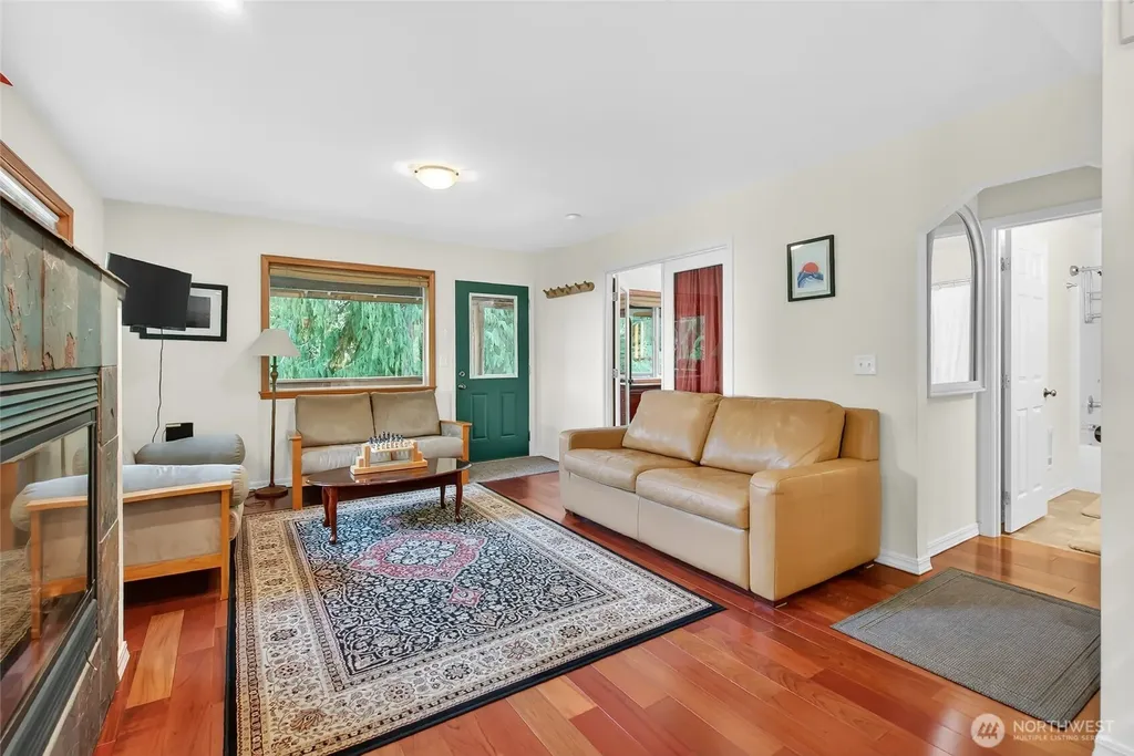 11062 Whistler Lane Deming WA 98244