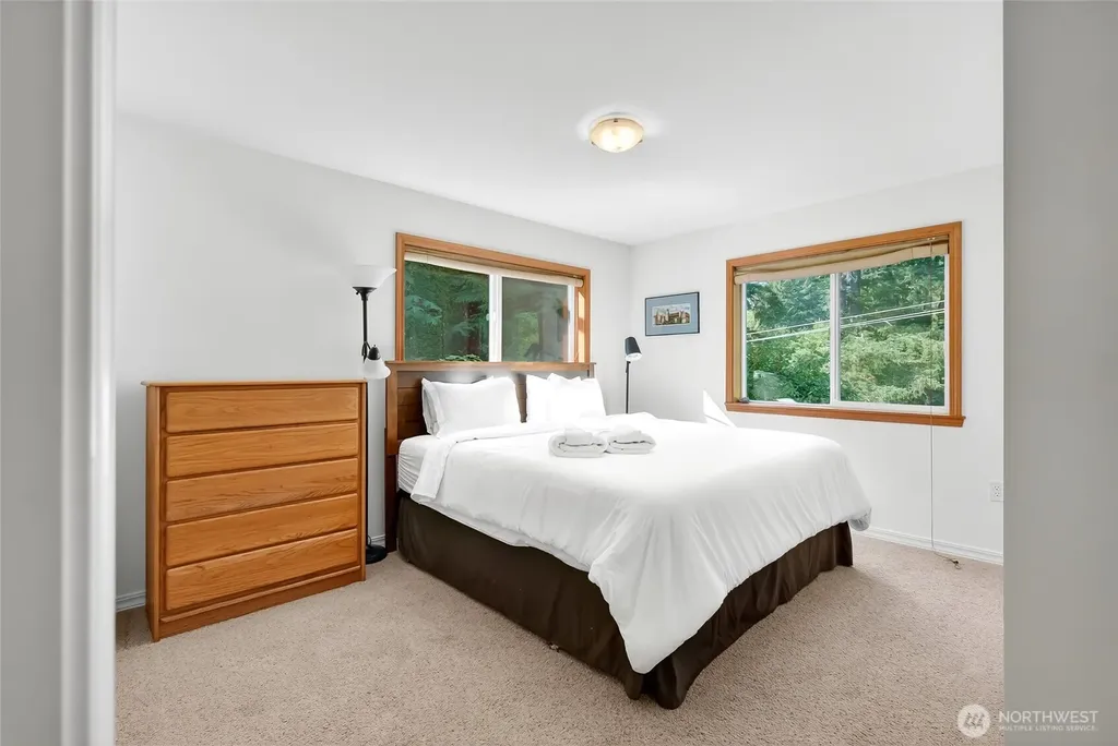 11062 Whistler Lane Deming WA 98244