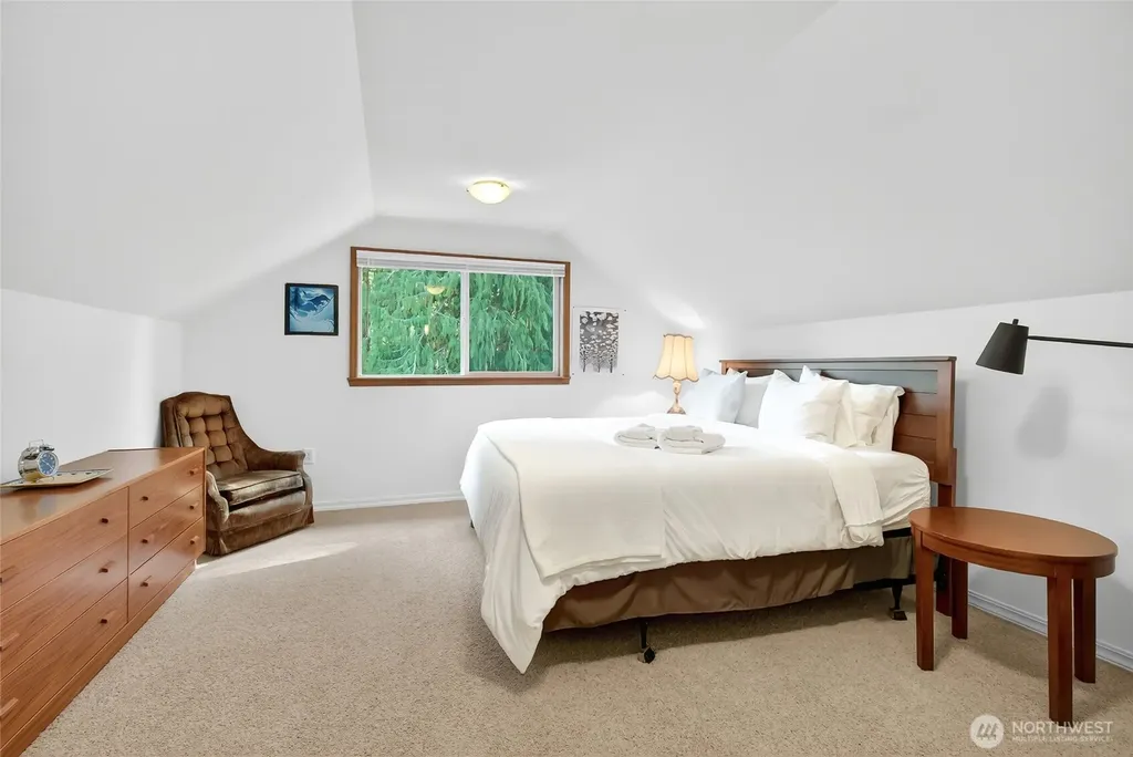 11062 Whistler Lane Deming WA 98244