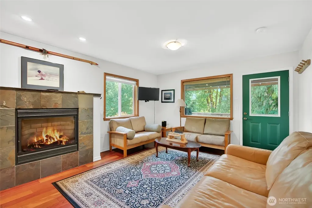 11062 Whistler Lane Deming WA 98244