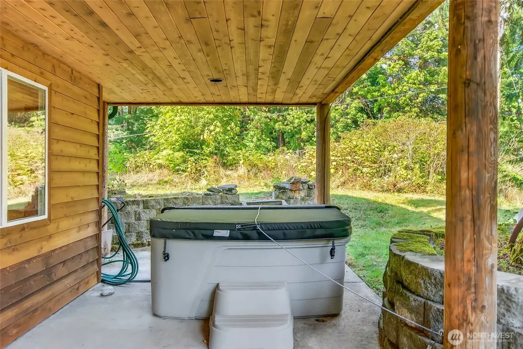 11062 Whistler Lane Deming WA 98244