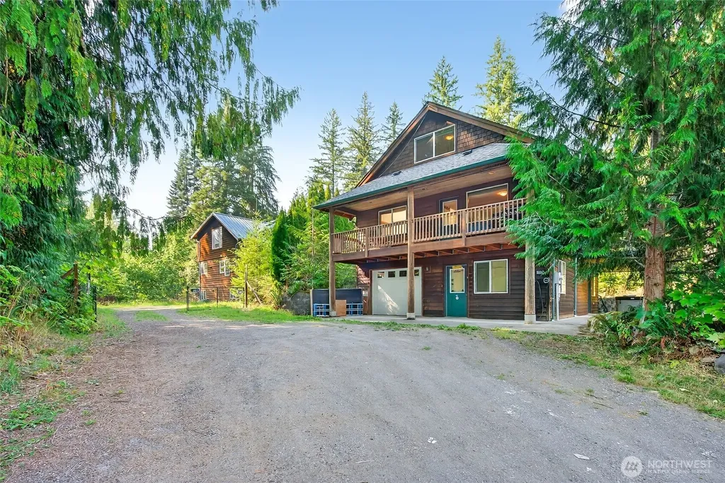 11062 Whistler Lane Deming WA 98244