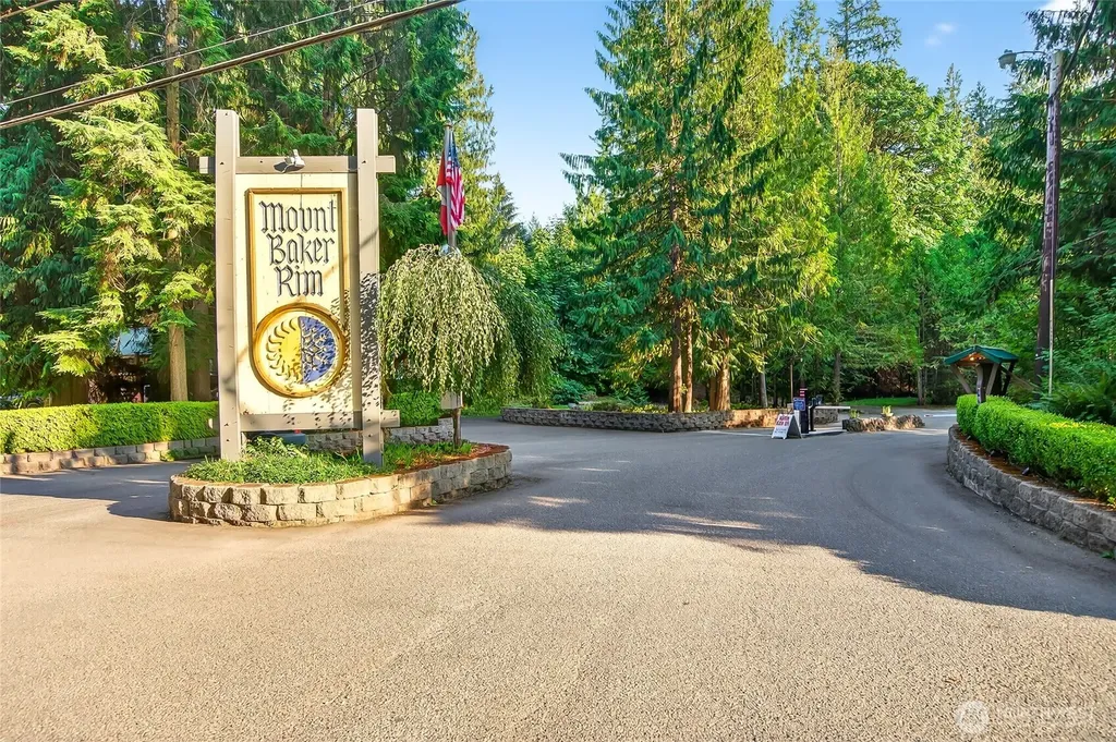 11062 Whistler Lane Deming WA 98244