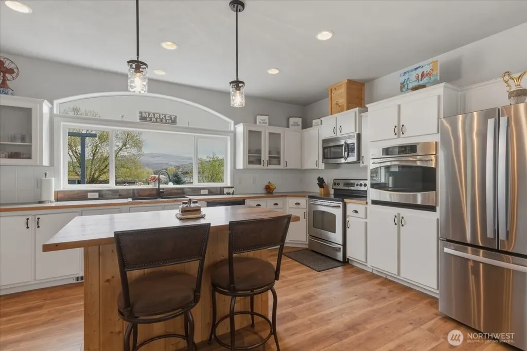 7 Horizon Drive Tonasket WA 98855
