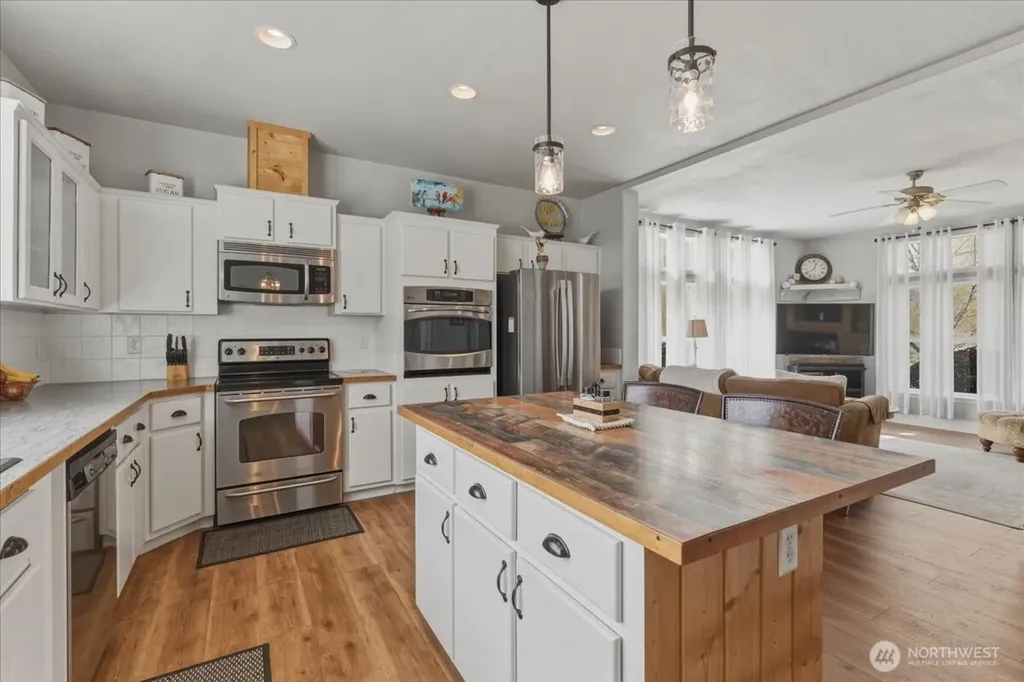 7 Horizon Drive Tonasket WA 98855