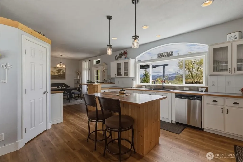 7 Horizon Drive Tonasket WA 98855
