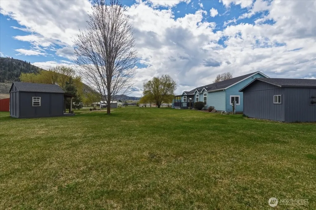 7 Horizon Drive Tonasket WA 98855
