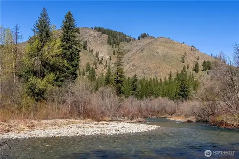 74 W Buttermilk Creek Road Twisp WA 98856