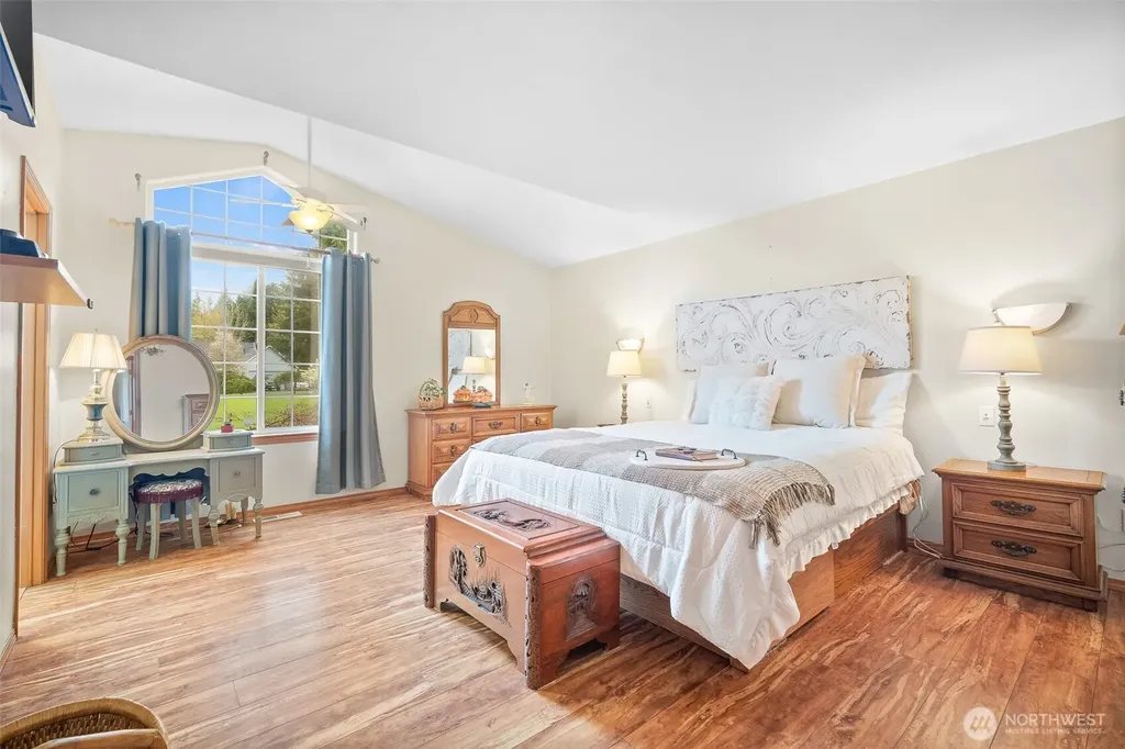 21211 89th Avenue NE Arlington WA 98223