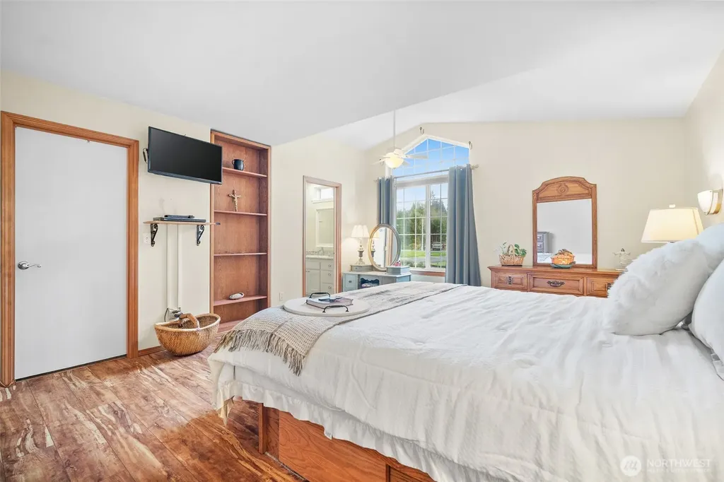 21211 89th Avenue NE Arlington WA 98223