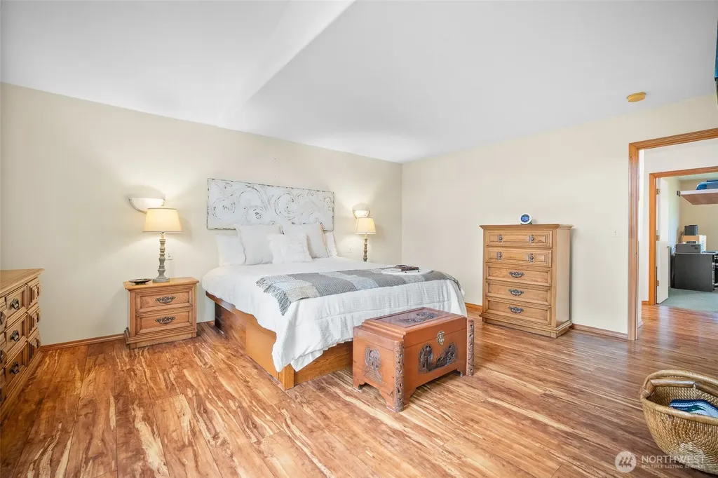 21211 89th Avenue NE Arlington WA 98223