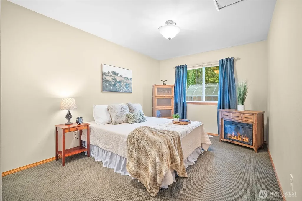 21211 89th Avenue NE Arlington WA 98223