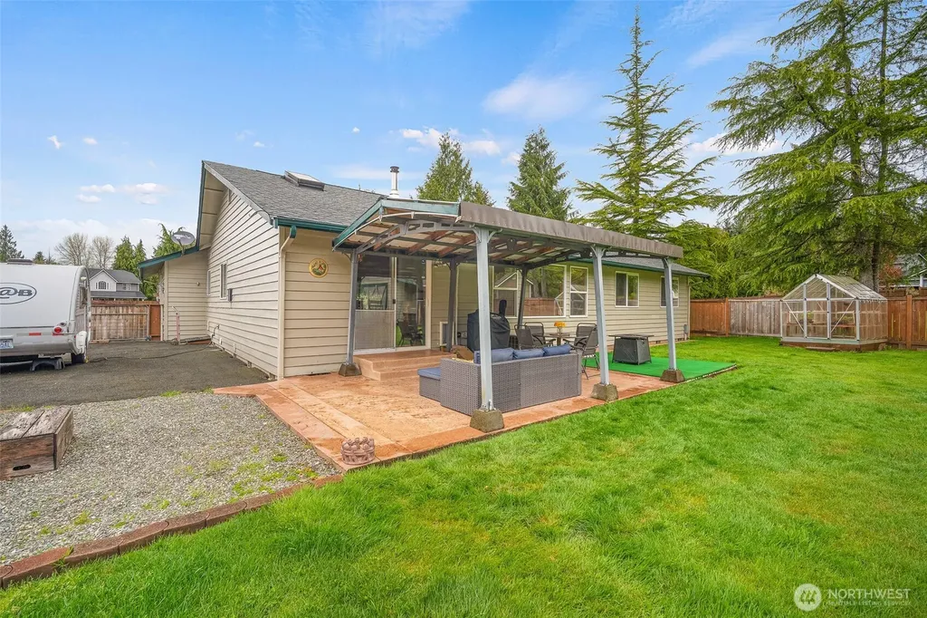 21211 89th Avenue NE Arlington WA 98223