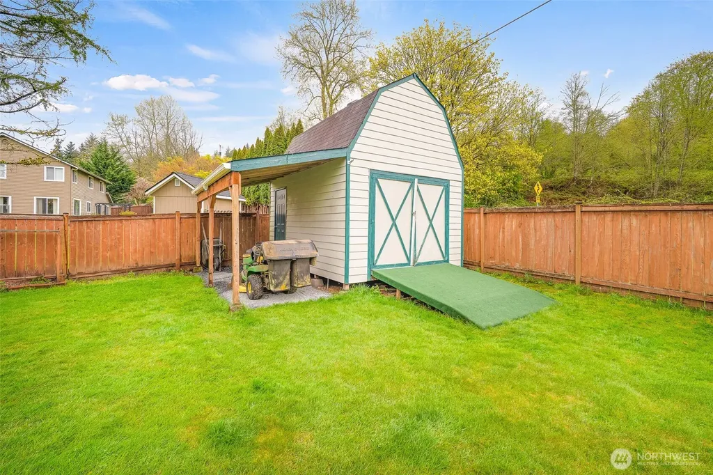 21211 89th Avenue NE Arlington WA 98223