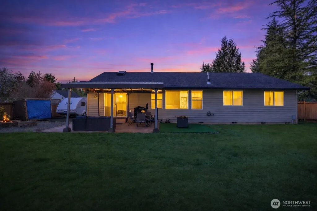 21211 89th Avenue NE Arlington WA 98223