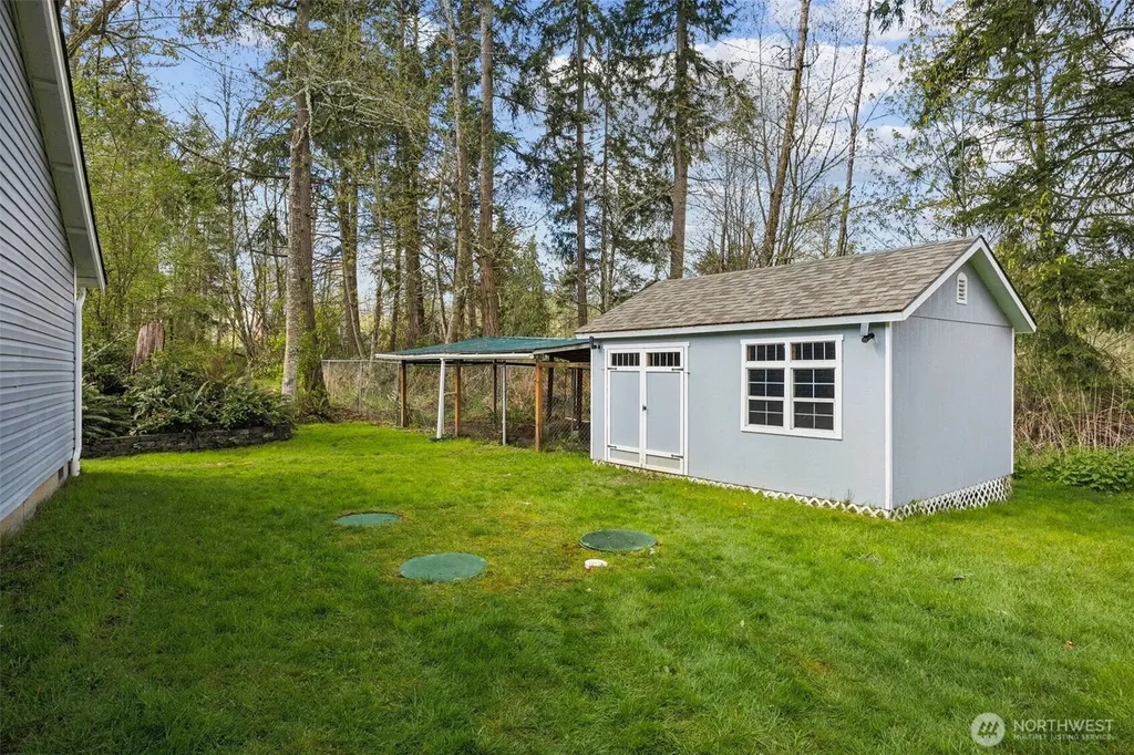 10410 357th Street E Eatonville WA 98328