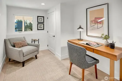 505 W Kinnear Place Seattle WA 98119