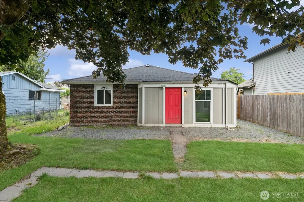 7609 A Street Tacoma WA 98408