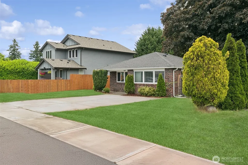 7609 A Street Tacoma WA 98408