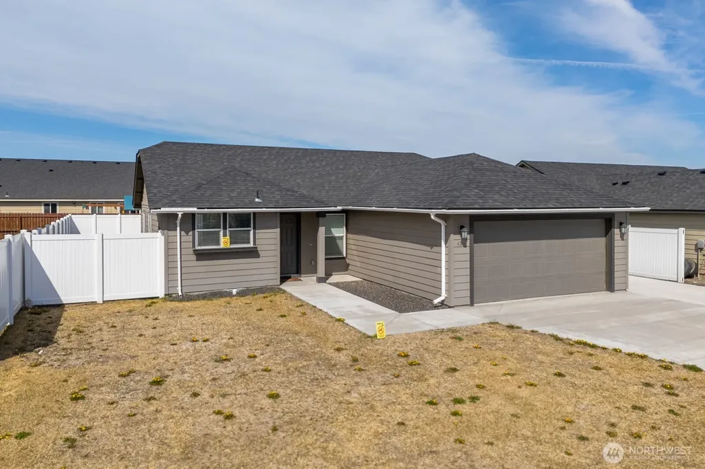 4256 W Wood Court Moses Lake WA 98837