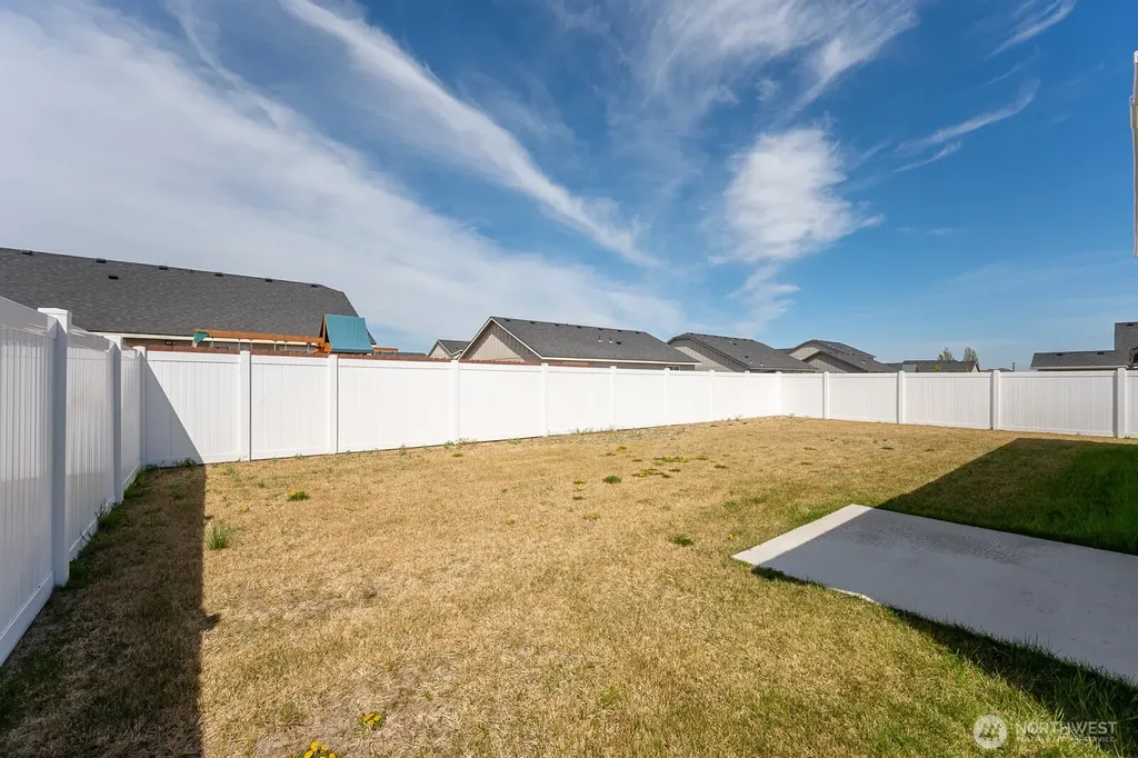 4256 W Wood Court Moses Lake WA 98837