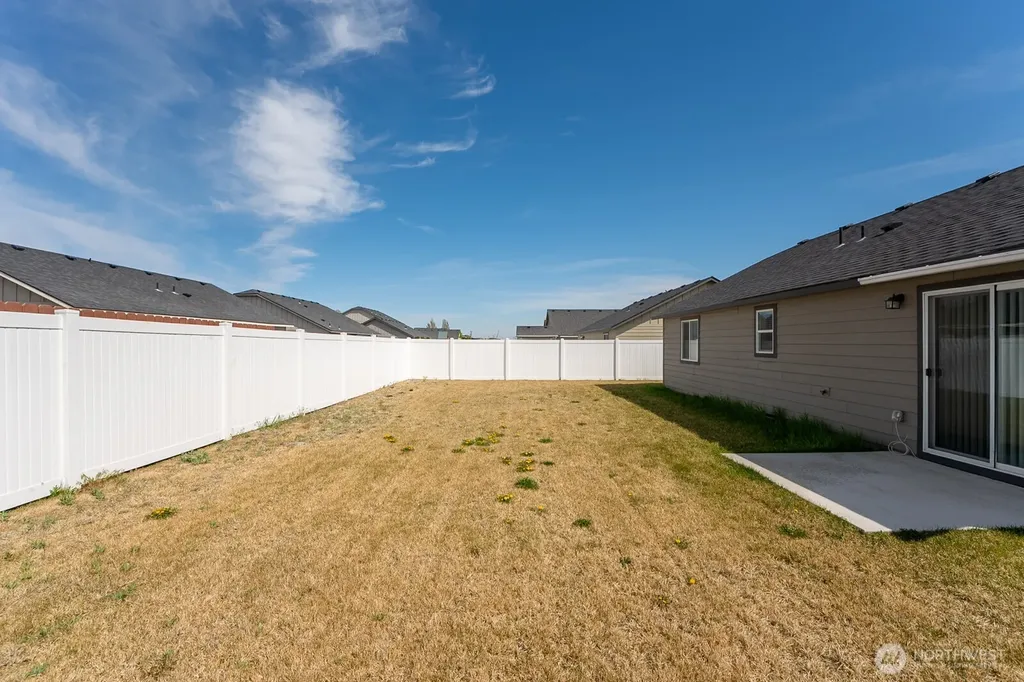 4256 W Wood Court Moses Lake WA 98837