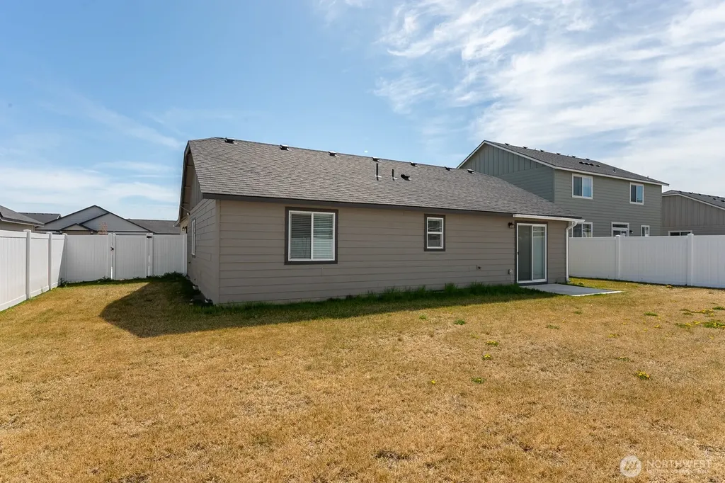 4256 W Wood Court Moses Lake WA 98837
