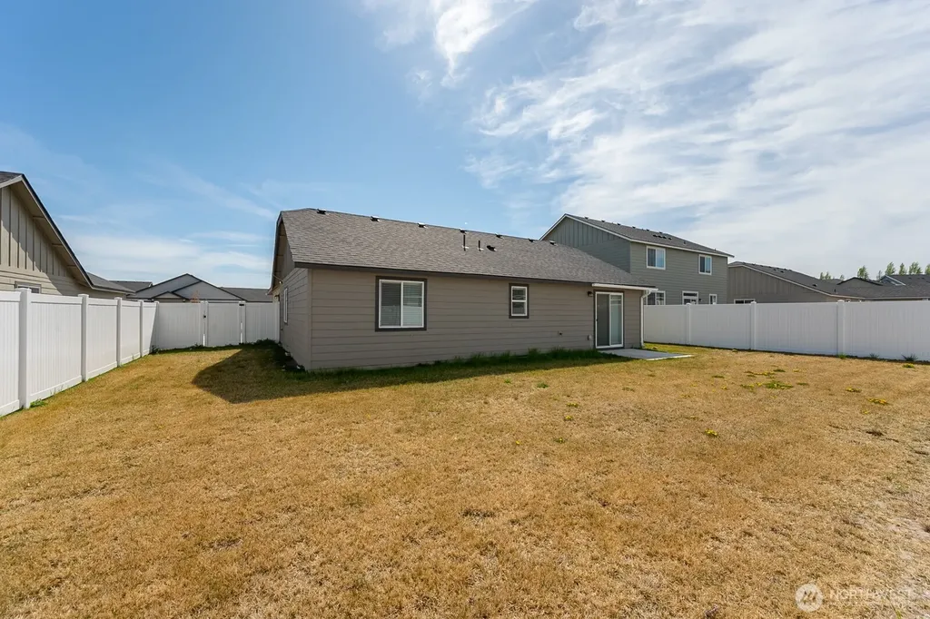 4256 W Wood Court Moses Lake WA 98837