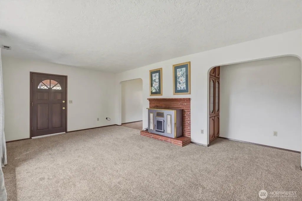 106 Lowrane Drive Kelso WA 98626