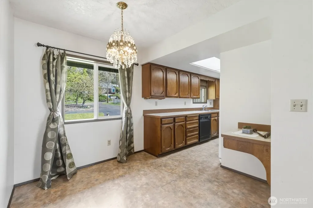 106 Lowrane Drive Kelso WA 98626