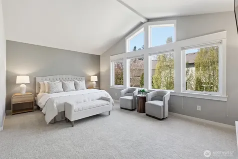 27260 SE 19th Place Sammamish WA 98075