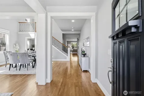 27260 SE 19th Place Sammamish WA 98075