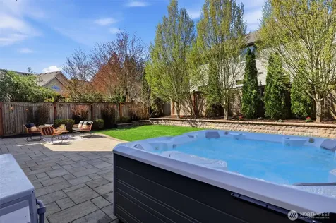 27260 SE 19th Place Sammamish WA 98075