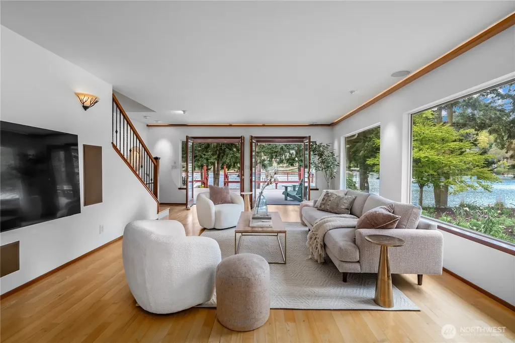6810 NE Wood Bay Lane Poulsbo WA 98370